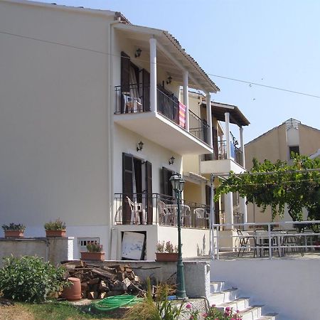 Dimitrakis Apartments Kassiopi Zewnętrze zdjęcie